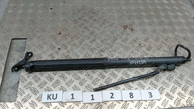 Амортизатор крышки багажника 6891042060 TOYOTA