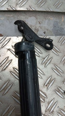 6891042060 TOYOTA Амортизатор багажника купить в Черновцы