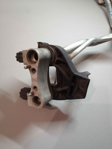 6945725 BMW Шланг кондиционера, от испарителя к компрессору купить в Винница