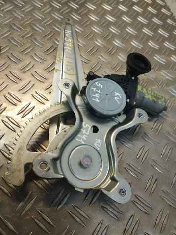 Стеклоподъемник левой задней двери 6980442040 TOYOTA