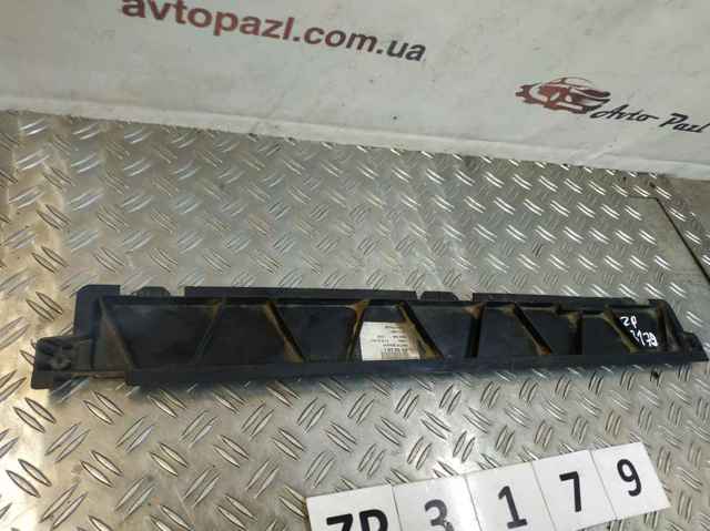 VAG 6R0806249E Накладка передней панели (суппорта радиатора) верхняя в наличии Черновцы