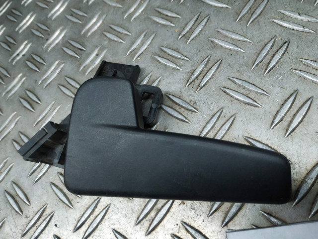 VAG 6R1823633 Кронштейн ручки открывания капота в наличии Винница