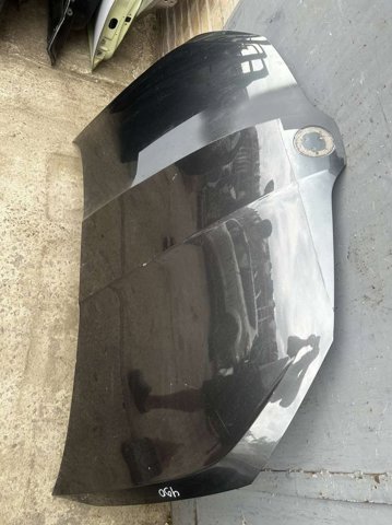 VAG 6V0823031A Капот в наличии Черновцы