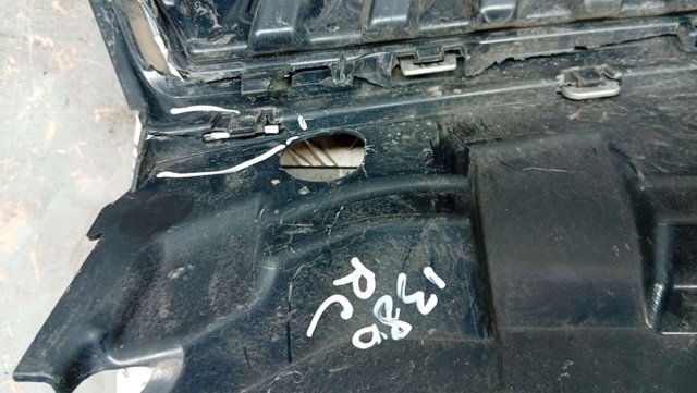 VAG 6V0853653C Решетка радиатора в наличии Днепр