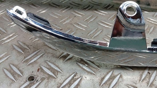 HONDA 71162TVAA01 Молдинг решетки радиатора правый в наличии Днепр