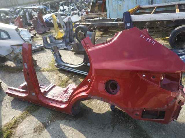 Крыло заднее левое 715034ZC00 HYUNDAI