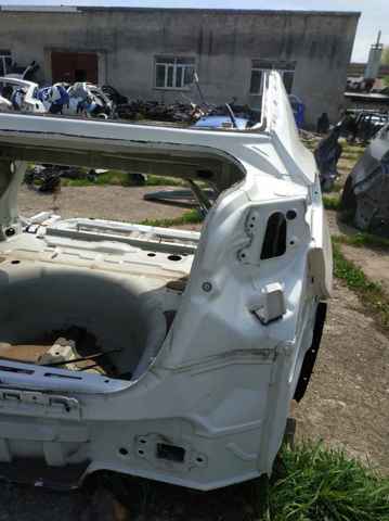HYUNDAI 71504D5C00 Крыло заднее правое в наличии Киев