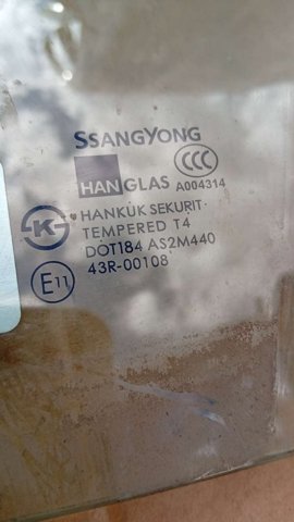 SSANG YONG 7231108010 Стекло двери передней левой в наличии Павлоград