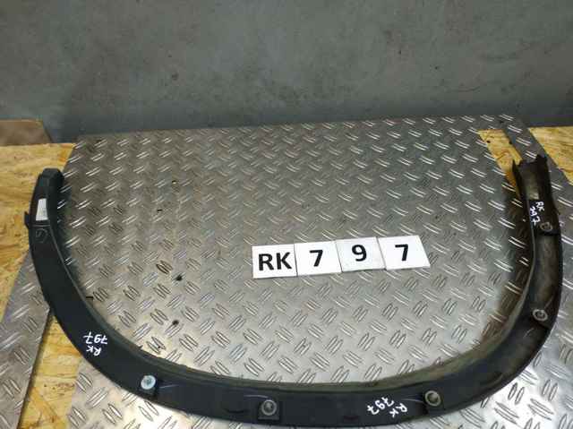 Расширитель задней арки колеса, правый 7400670 BMW