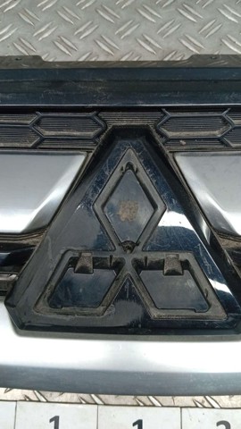 7450B303 MITSUBISHI Решетка радиатора купить в Ужгород