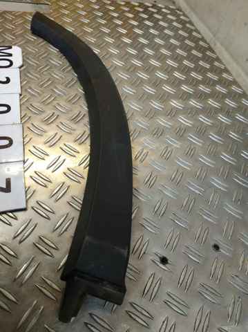 Накладка задней правой двери 7507748010 TOYOTA