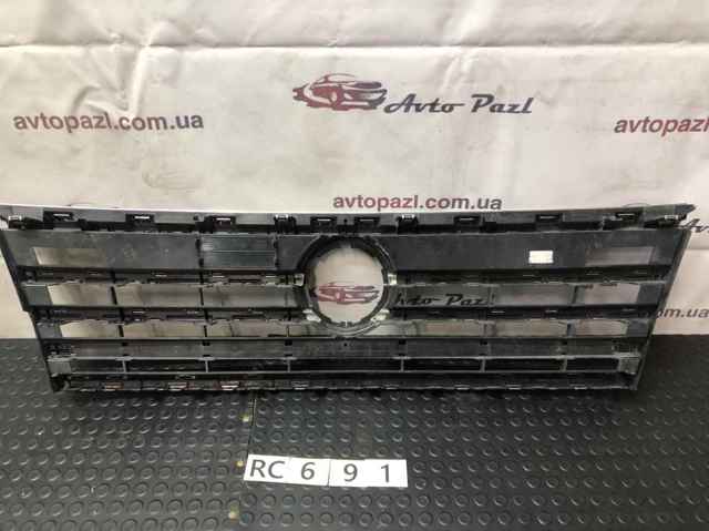 760853653B VAG Решетка радиатора купить в Николаев