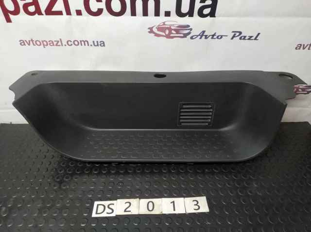 Накладка подножки 768510190R RENAULT