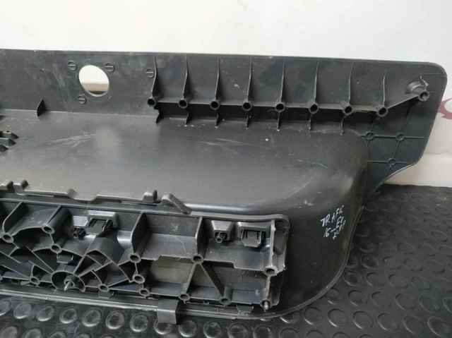 768510190R RENAULT Накладка подножки купить в Тернополь