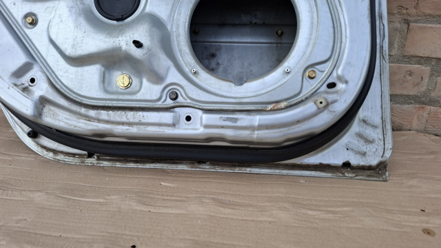 770033K010 HYUNDAI Дверь задняя левая купить в Ужгород