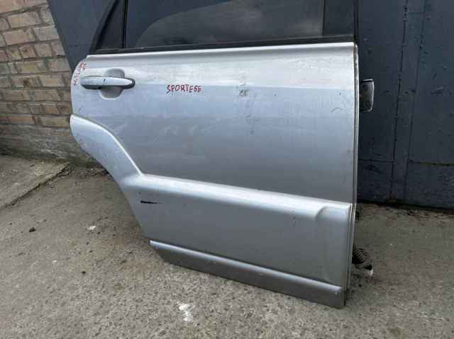 HYUNDAI 770041F020 Дверь задняя правая в наличии Винница