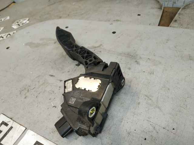 TOYOTA 7811002021 Педаль газа в наличии Львов