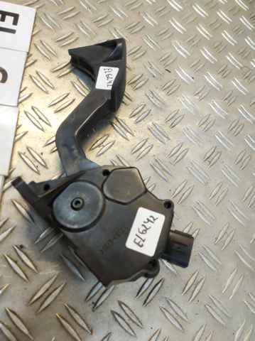 7811042040 TOYOTA Педаль газа купить в Павлоград