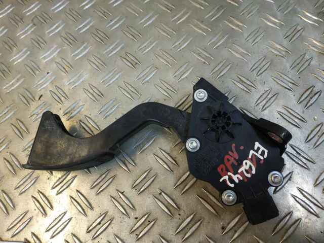 TOYOTA 7811042040 Педаль газа в наличии Чернигов