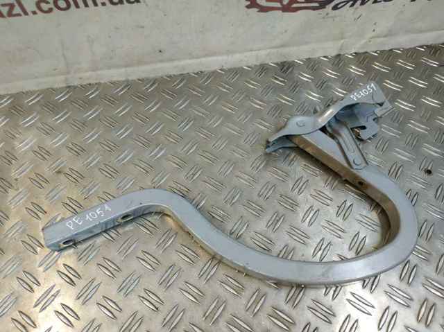 HYUNDAI 79210H5000 Петля крышки багажника в наличии Черкассы