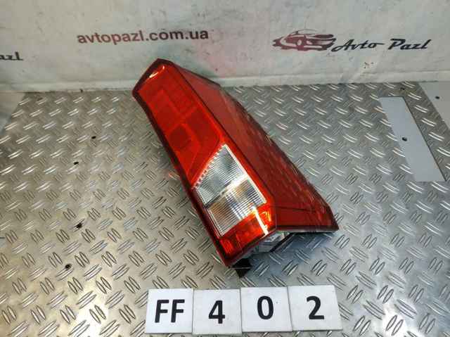 Задний правый стоп 7C0945096J VAG