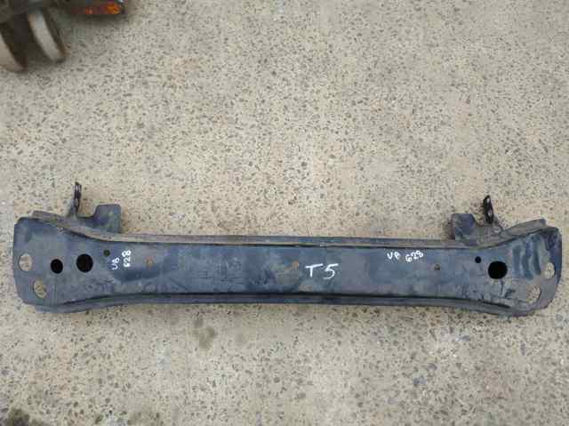 Усилитель переднего бампера  7H0807109 VAG