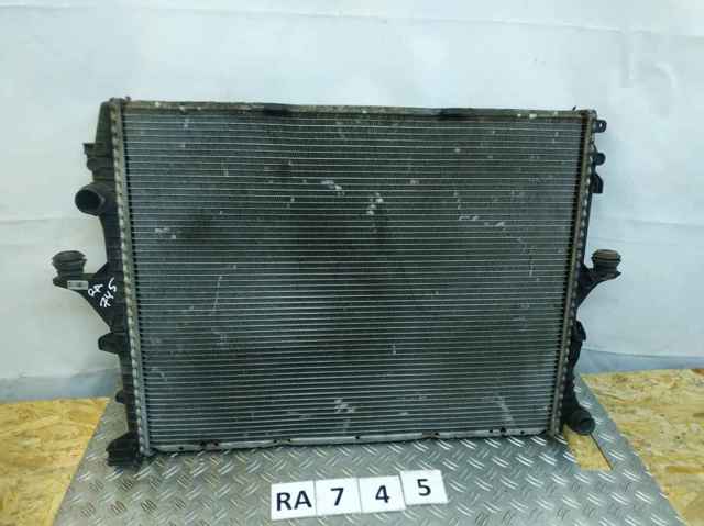 Радиатор охлаждения 7L0121253A VAG
