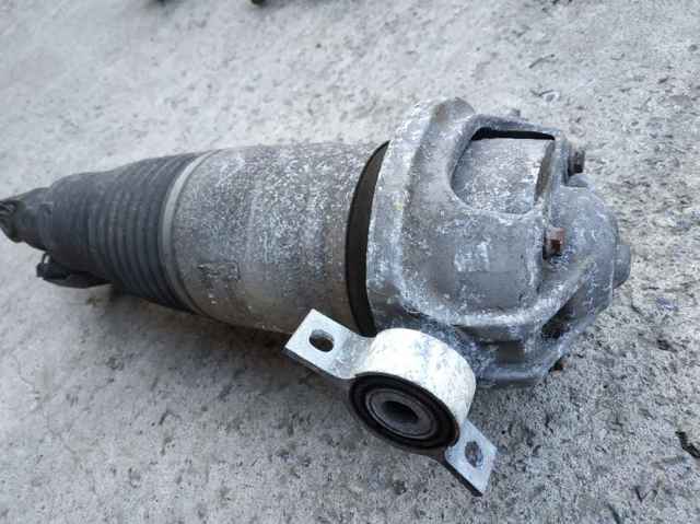 7L8616019C Амортизатор задний левый купить Винница