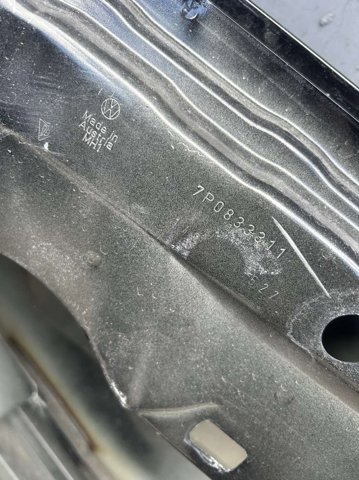 VAG 7P0833311 Дверь задняя левая в наличии Киев