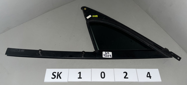 7P6845114 VAG Стекло-форточка двери задней правой купить в Запорожье