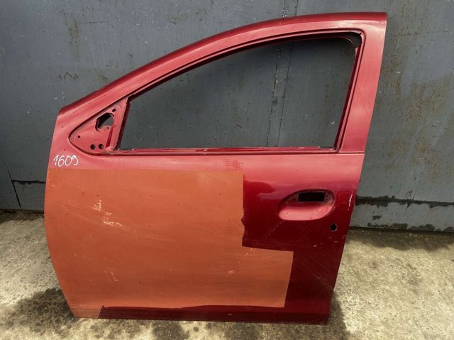 Дверь передняя, левая 801012479R RENAULT