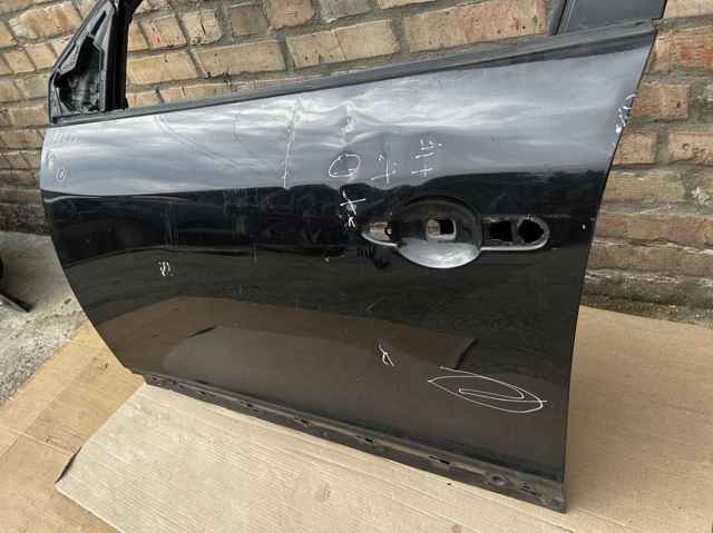 801015772R RENAULT Дверь передняя левая купить в Украина