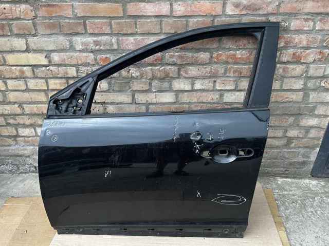 Двери кабины 801015772R RENAULT