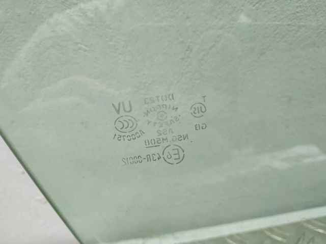 NISSAN 803001BA0A Стекло двери передней правой в наличии Хмельницкий