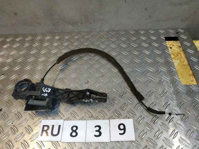 806065415R RENAULT Держатель наружной ручки двери передней правой купить в Николаев