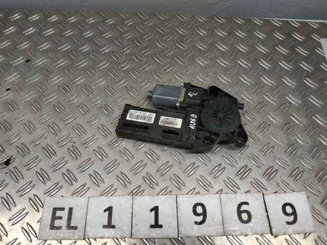 RENAULT 807310246R Мотор стеклоподъемника двери передней левой в наличии Ирпень