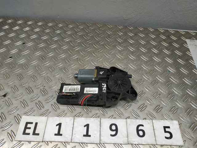 Мотор стеклоподъемника двери передней, левой 807311050R RENAULT