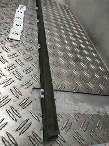 80821JD00A NISSAN Молдинг опускного стекла двери передней левой купить в Украина