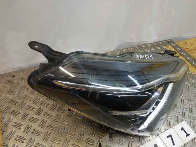 TOYOTA 811300DK10 Фара правая в наличии Ровно
