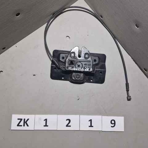 Замок капота 811302P000 HYUNDAI
