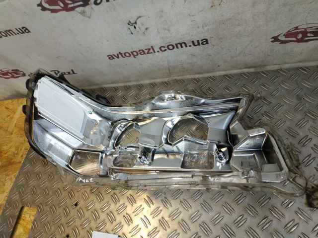 TOYOTA 8117160K11 Стекло фары левой в наличии Черновцы