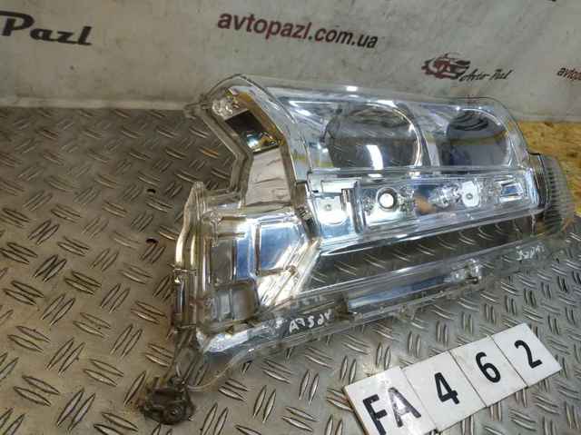 TOYOTA 8117160K11 Стекло фары левой в наличии Полтава