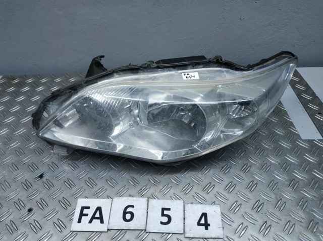 Основная фара в сборе левая 8118512A80 TOYOTA