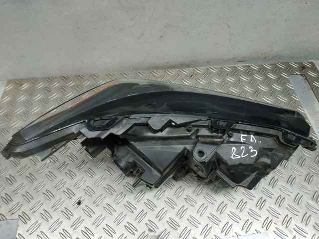 TOYOTA 8118578180 Фара левая в наличии Каменское