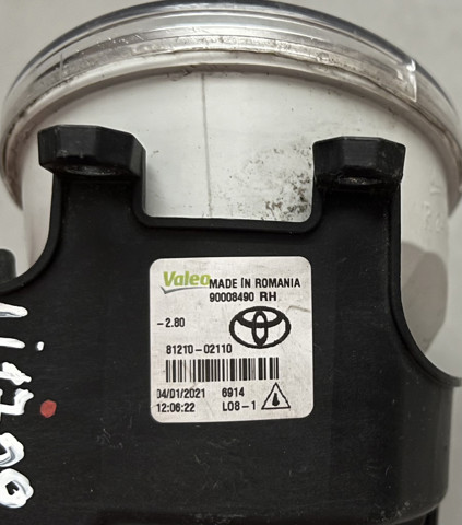 8121002110 TOYOTA Фара противотуманная правая купить в Житомир