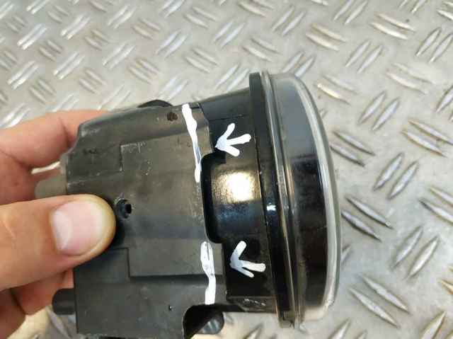 8121048050 TOYOTA Фара противотуманная правая купить в Тернополь