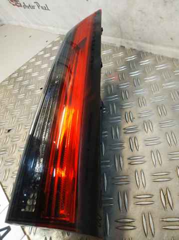815800E180 TOYOTA Фонарь задний правый внутренний купить в Ужгород