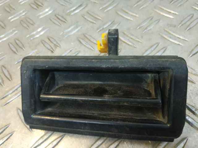 HYUNDAI 817201G020 Кнопка привода замка крышки багажника (двери 3/5-й (ляды) в наличии Запорожье