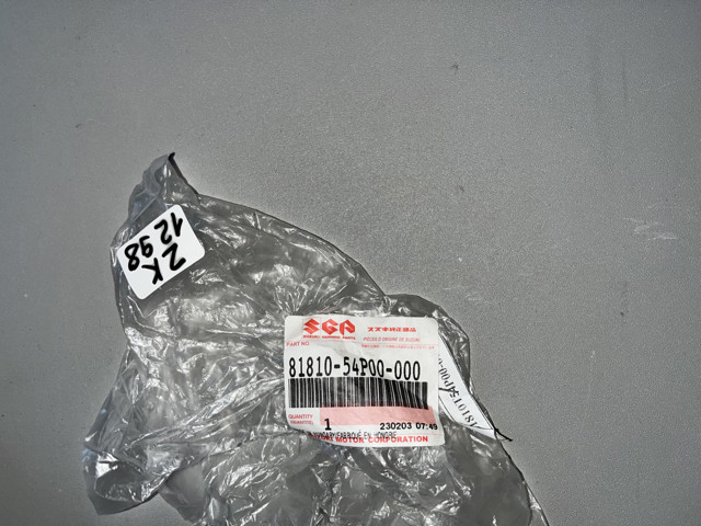 8181054P00000 SUZUKI Ограничитель двери купить в Одесса