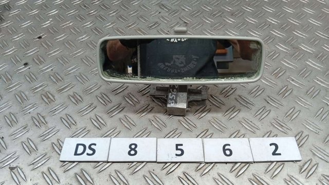 Зеркало заднего вида в салоне 8200000509 RENAULT